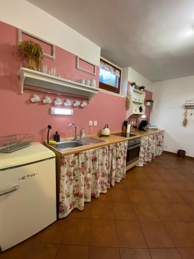 Chalupa Na Louce Salmov Mikulasovice Exterior photo